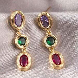 Elegant Gold and Multicolor Earrings N1168